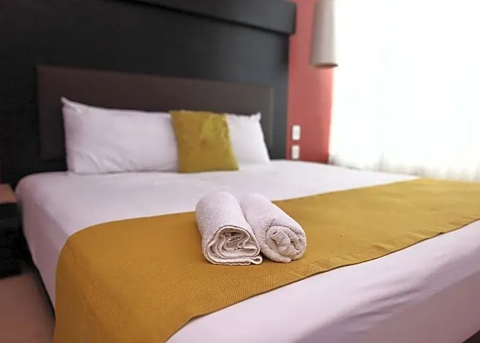 The Blvd Hotel, Hotel 3*