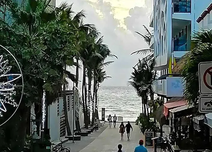 The Blvd Hotel, 3*
