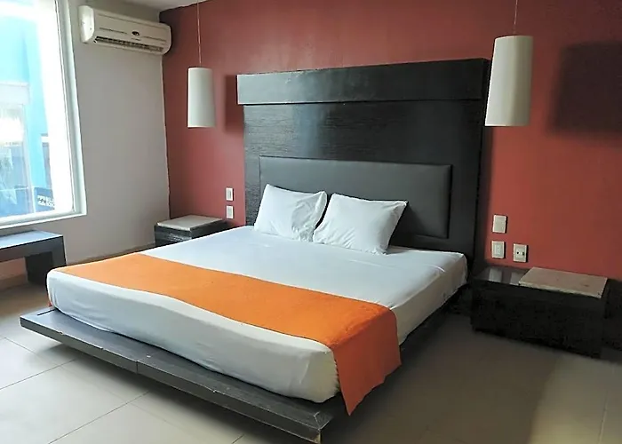 The Blvd Hotel,